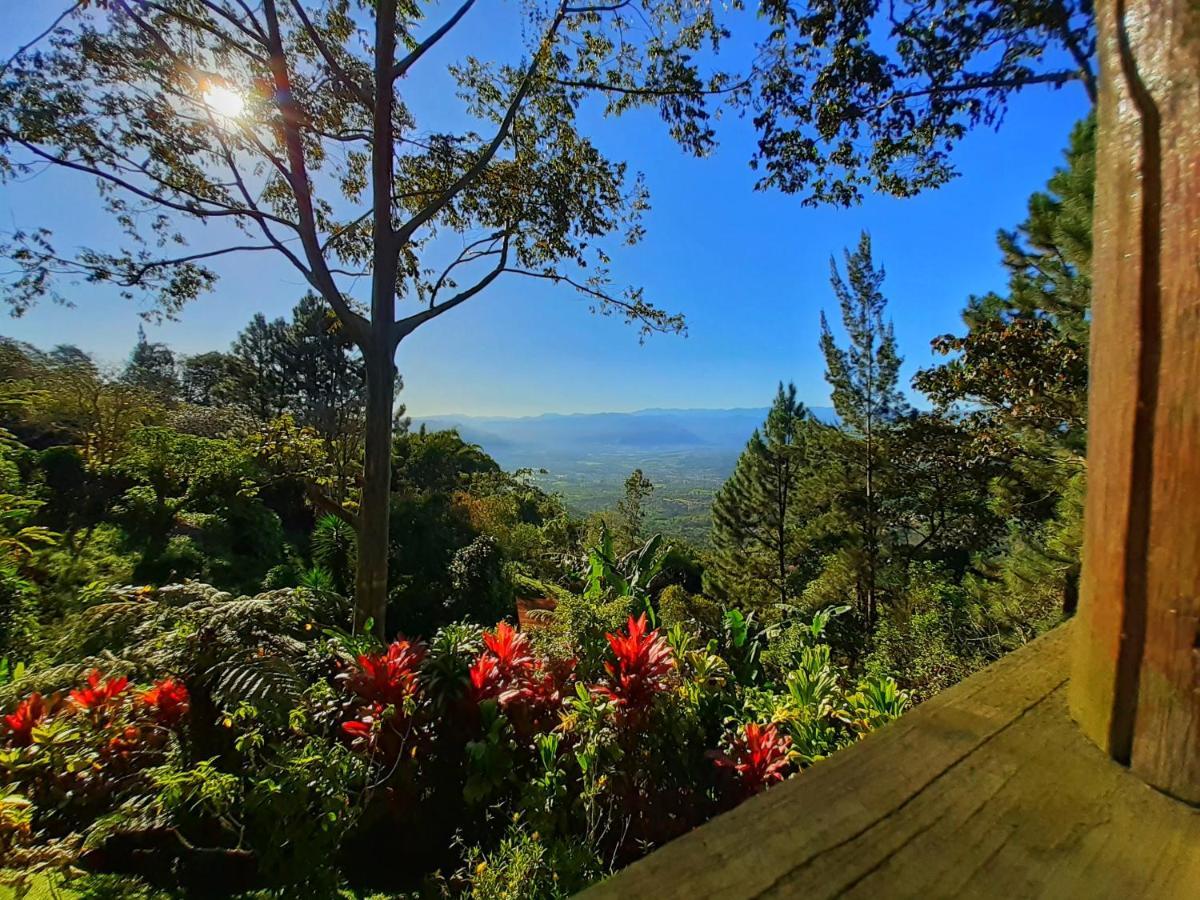 Vista Turrialba Lodge Exterior photo